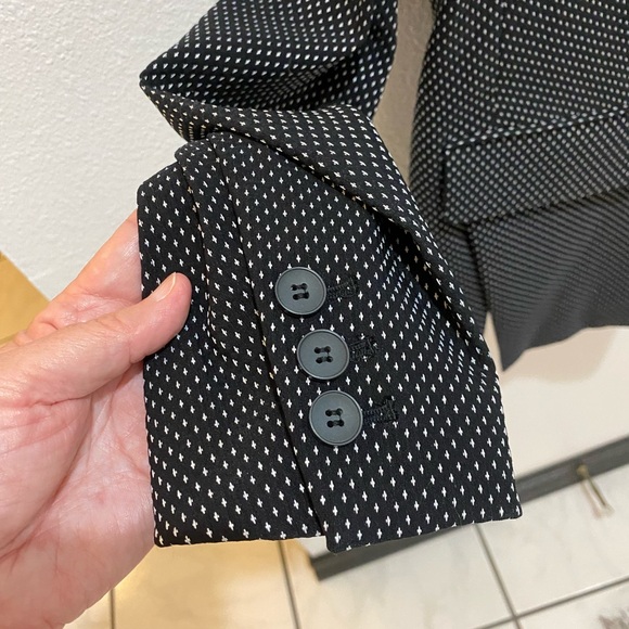 Lane Bryant Ladies Black & White Speck Blazer - 16 - Picture 4 of 12